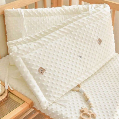 Tour de lit  blanc motifs panda plier dans berceau brun  confortable