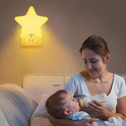 Veilleuse bébé, étoile jaune allumée maman bébé chambre douce