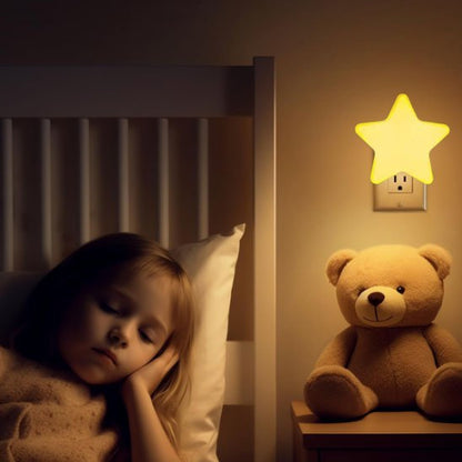 Veilleuse bébé, étoile jaune éclairant un enfant endormi